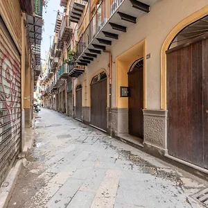 Vucciria By Wonderful Italy , Palerme Italie