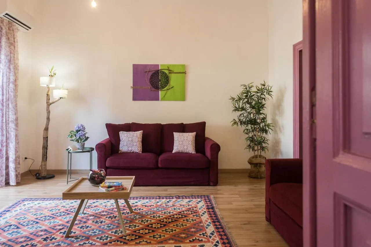 Politeama Apartment contacts